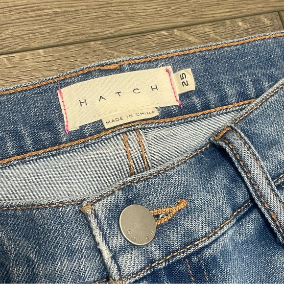 Hatch The Boyfriend Maternity Jeans Destroyed Light Wash Sz 25 - Picture 6 of 11